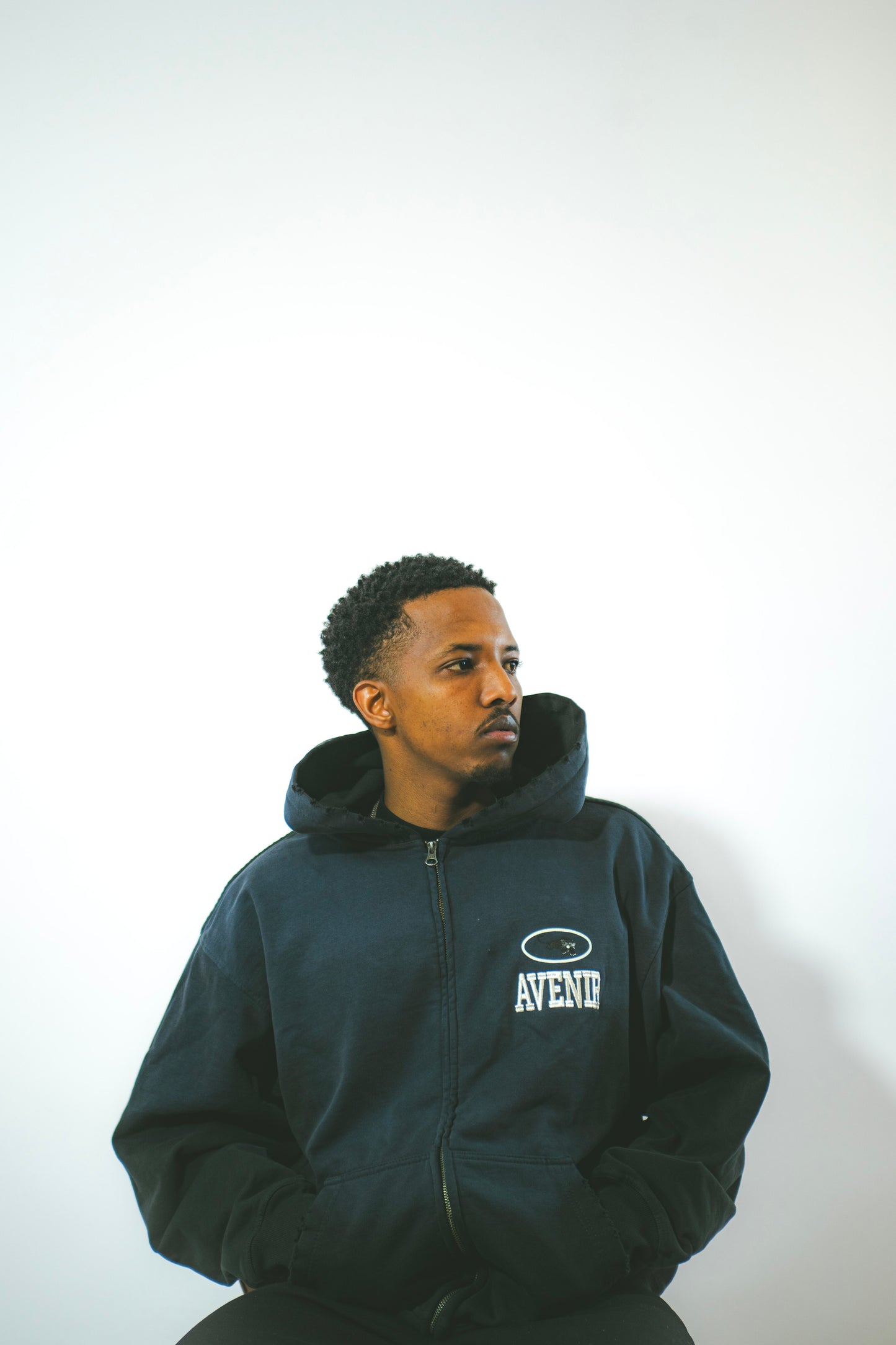 AVENIR Embroidered Jacket