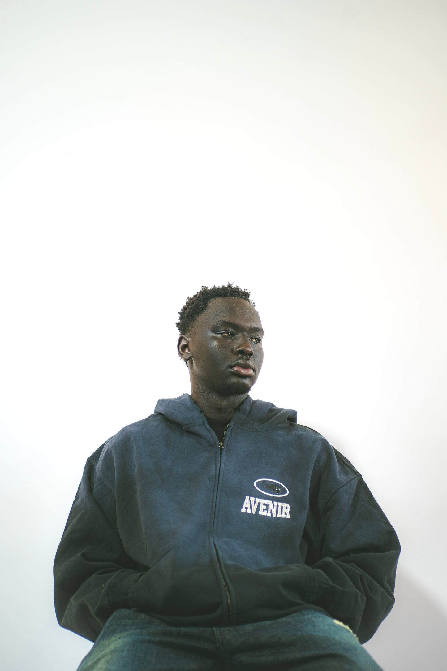 AVENIR Embroidered Jacket