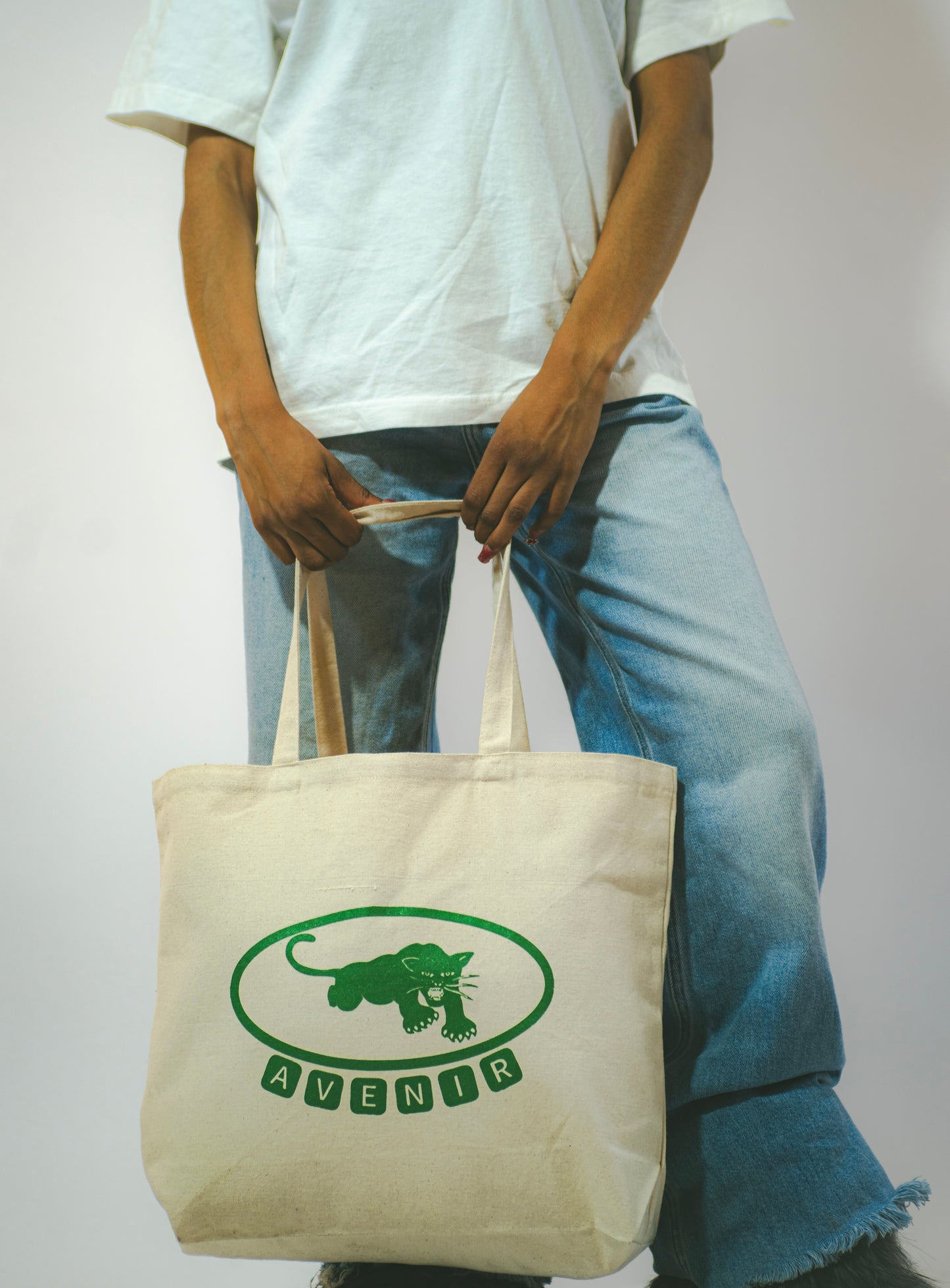 AVENIR Tote Bag